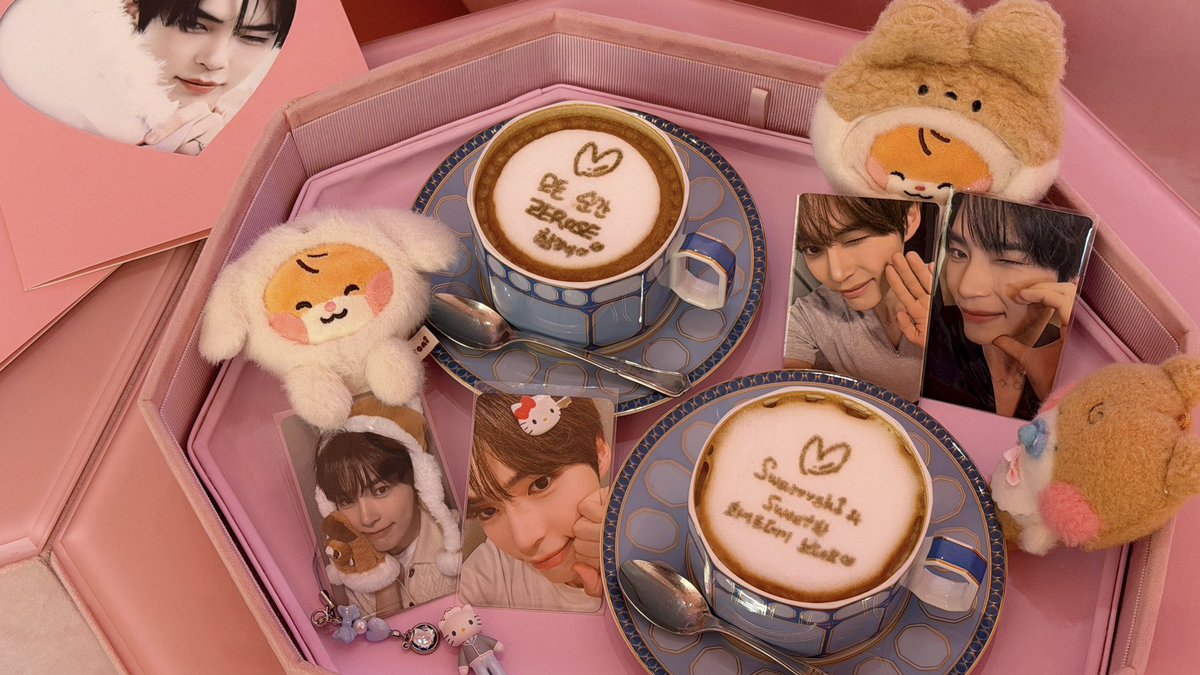 swarovski make a special event for sung hanbin, they add new menu that related to hanbin. hanbin latte and hamnyangeide, so cuteeee🥹🫶🏻

cr. Kimyshb