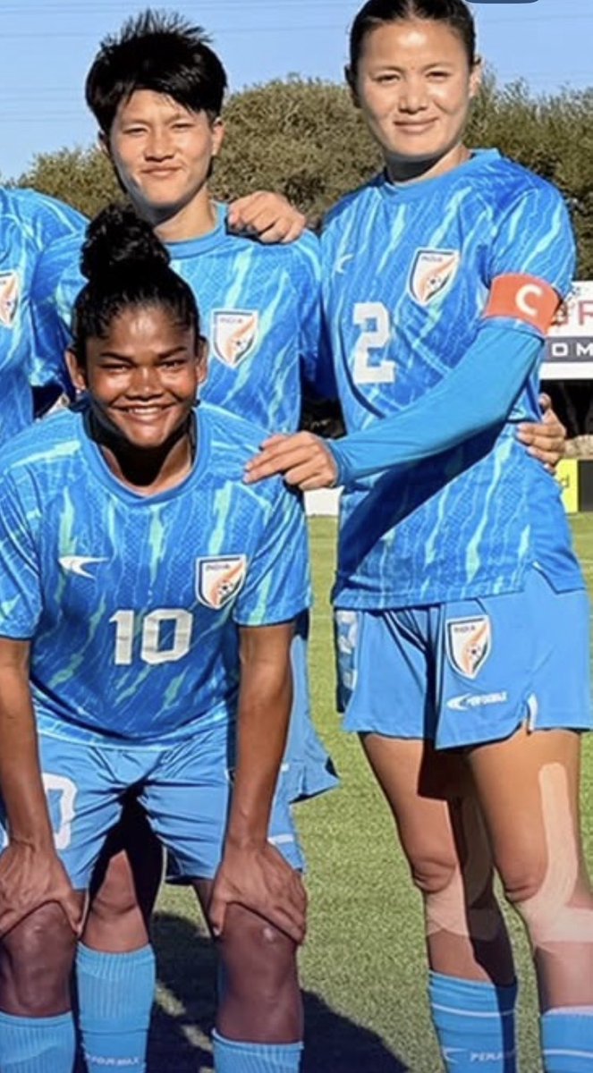 MattBobBrad1's tweet photo. #WAC2026 #indianfootball #kitgate
Original v Replacement https://t.co/7fkEOPbWpG