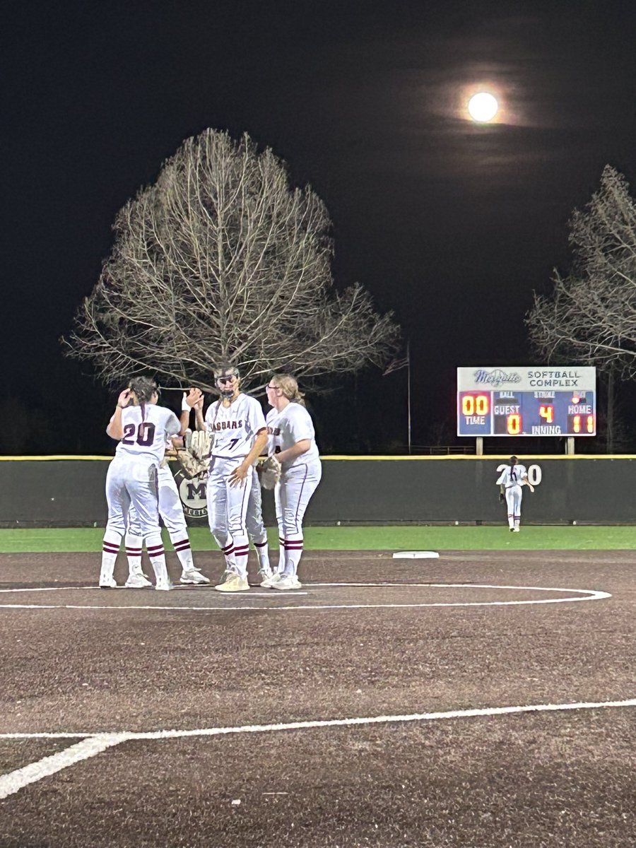 LJSoftball's tweet photo. Lady Jags DOMINATED tonight in our 1st district game of the season, shutting out Lancaster 12–0! 
The bats were on fire with 14 total hits, and the defense was locked in with zero errors. Complete team performance from start to finish! Let’s keep it rolling! 🔥🥎
#NewHorn #DPS https://t.co/dWW7pAJQ9S