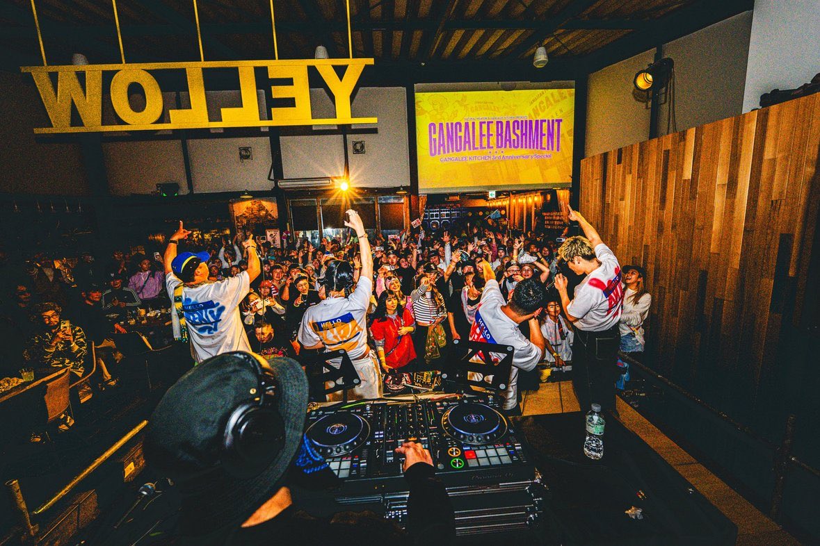 NATURAL WEAPON tweet media