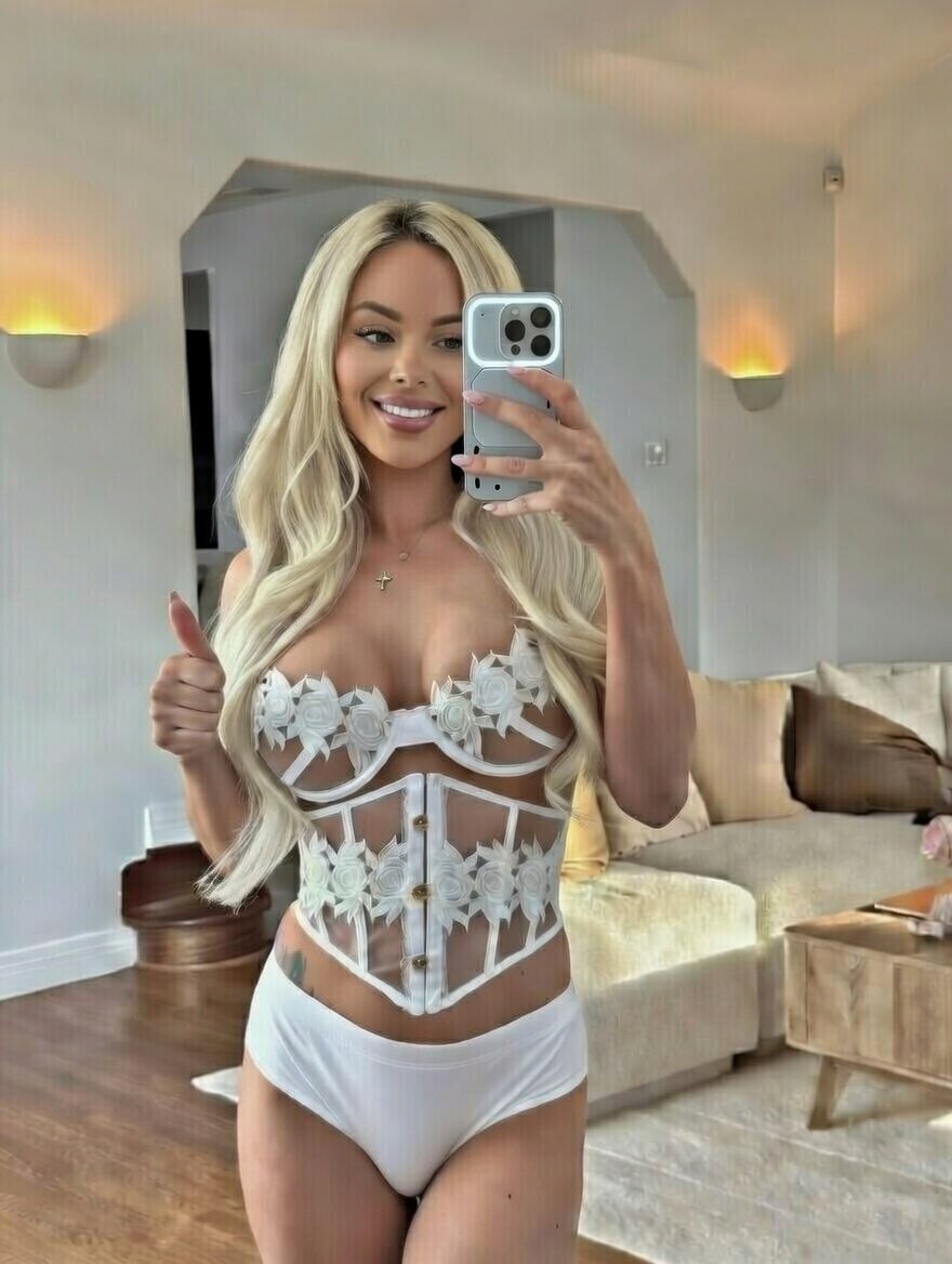 Sapphire Howell tweet media