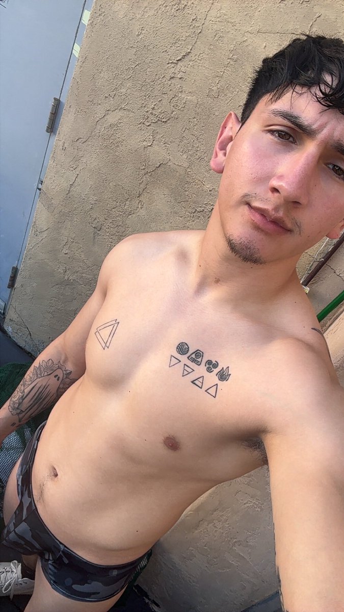 xSamuelAndrews's tweet photo. I look a lil different https://t.co/G8cchOPFcn