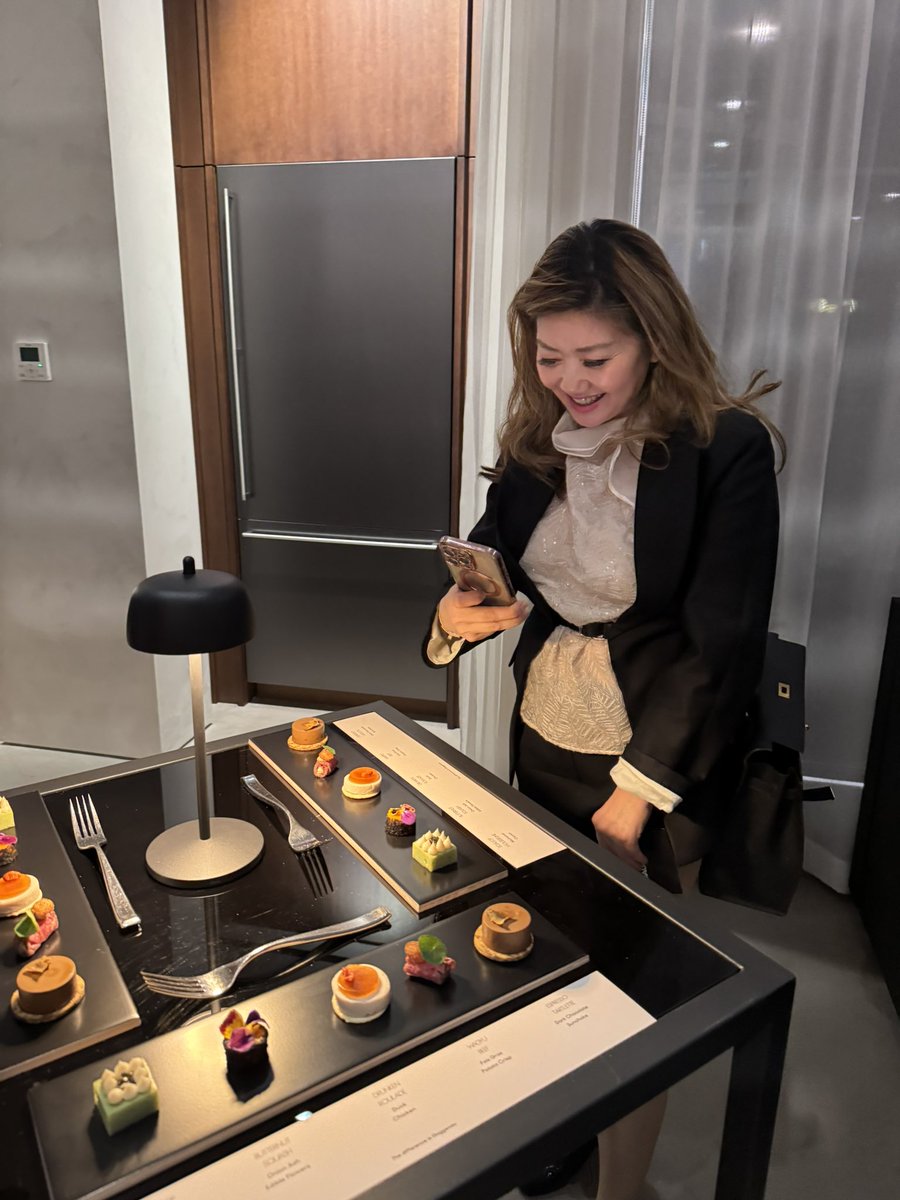 Layla Z.Y. Yang Personal Real Estate Corporation杨雷 tweet media