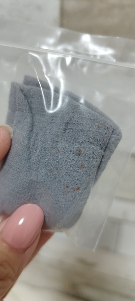 アシストウィッグさんに付いていたウィッグネット、シミ？(錆？)みたいなの付いてるけど大丈夫なのか……