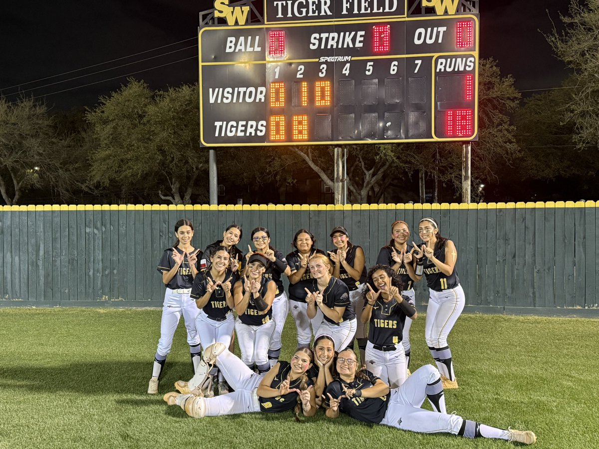 Spring Woods Softball tweet media