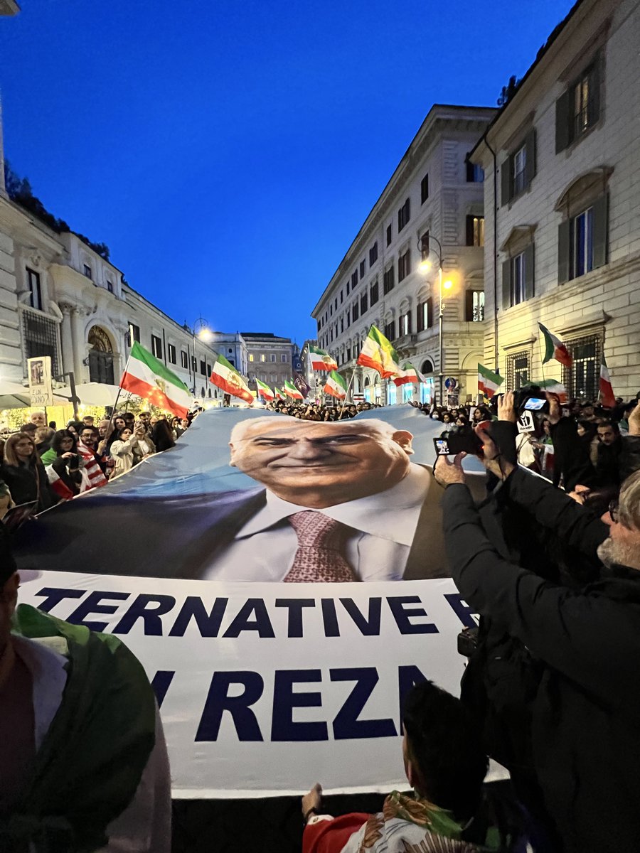 رم
#KingRezaPahlavi 
#جاویدشاه