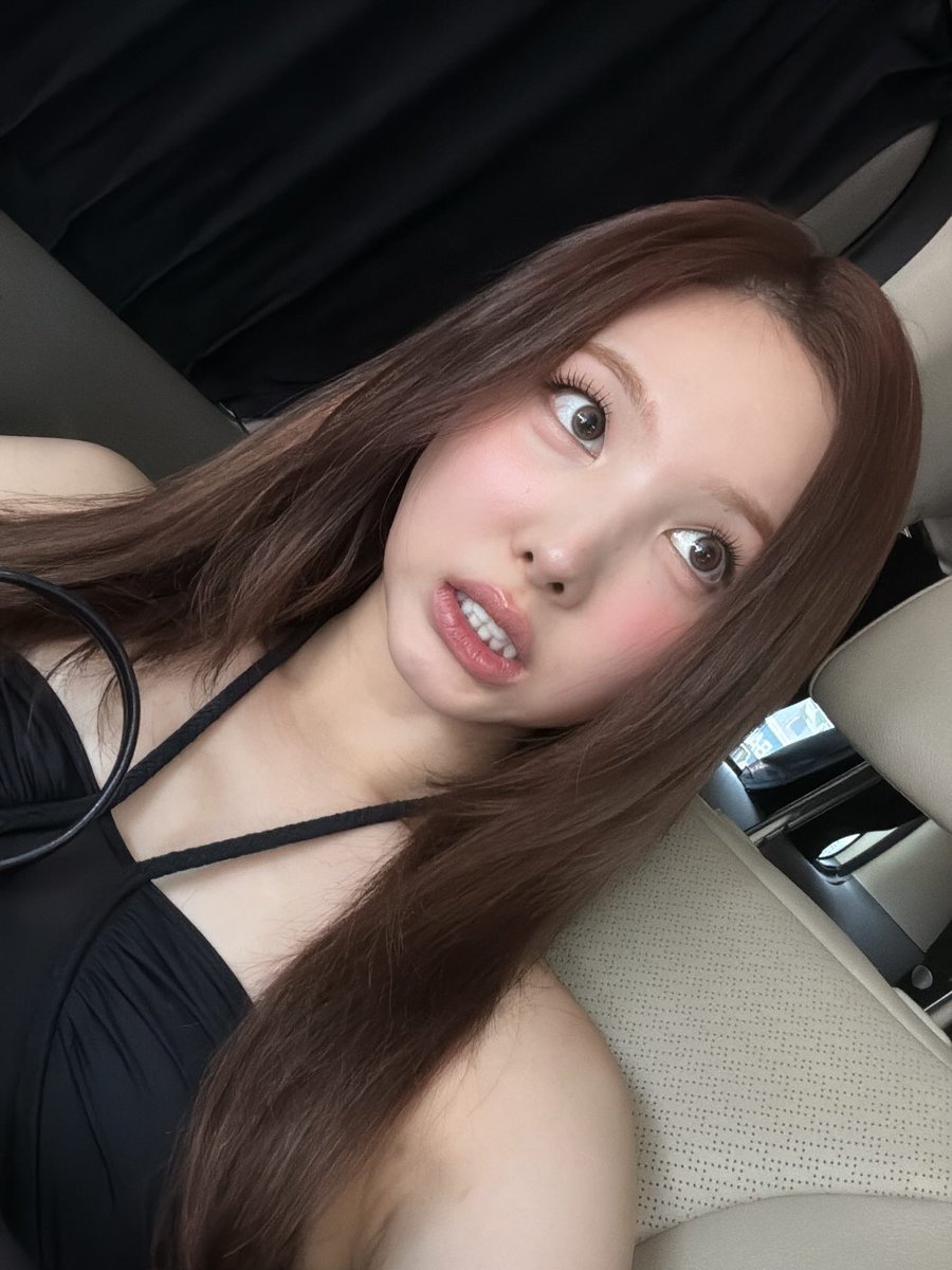 女星爱女子者 tweet media