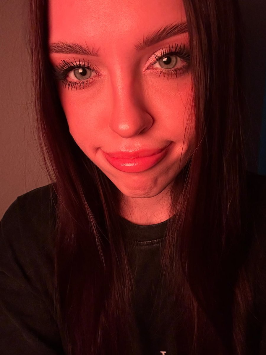 lucyliciousxox's tweet photo. me getting ready to do anything for him bc he called me good girl https://t.co/i7ZEWMMI2D