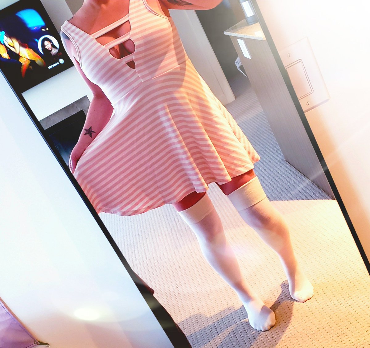 AstridEdmonton tweet media