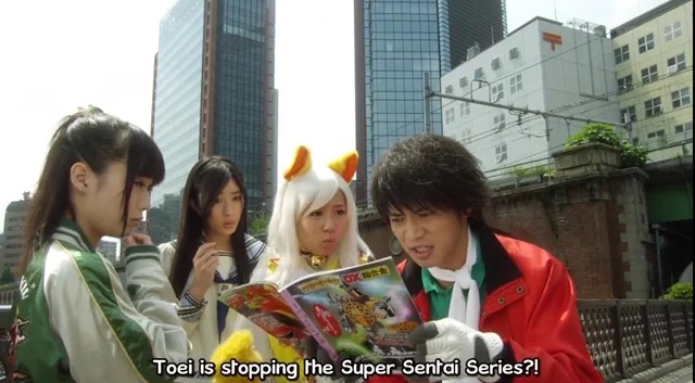 Now I'm glad the anniversary exhibit put Akibaranger in a dark corner... 😒