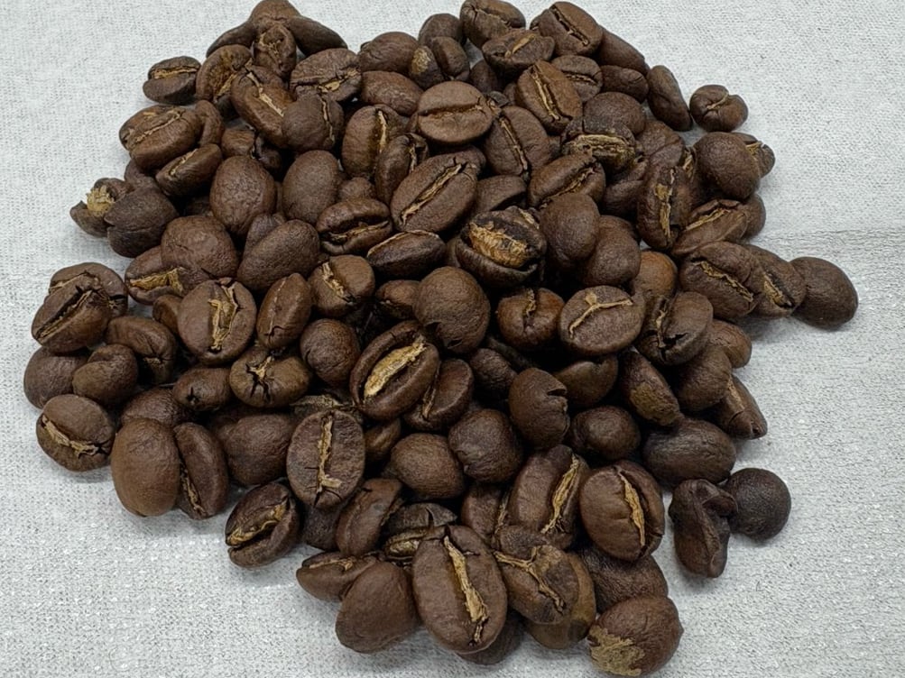 wild_coffee's tweet photo. 「ルワンダ／ウーマンコーヒー・ウムサルロ・ウォッシュ（生豆）【ニュークロップ】」が入荷しました！
スッキリとした飲み口で、きれいな酸味と甘味があります。
https://t.co/Xdu6ST8oRp

#生豆 #コーヒー生豆 https://t.co/kZh27MOoEM