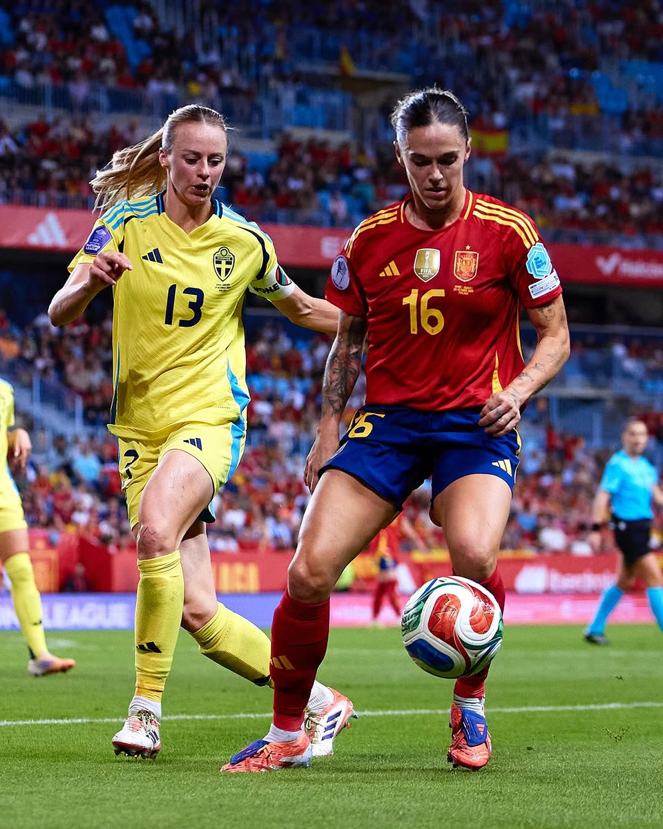 marialeonn16's tweet photo. Feliiiiz🇪🇸🥰 https://t.co/M19dodJ82h