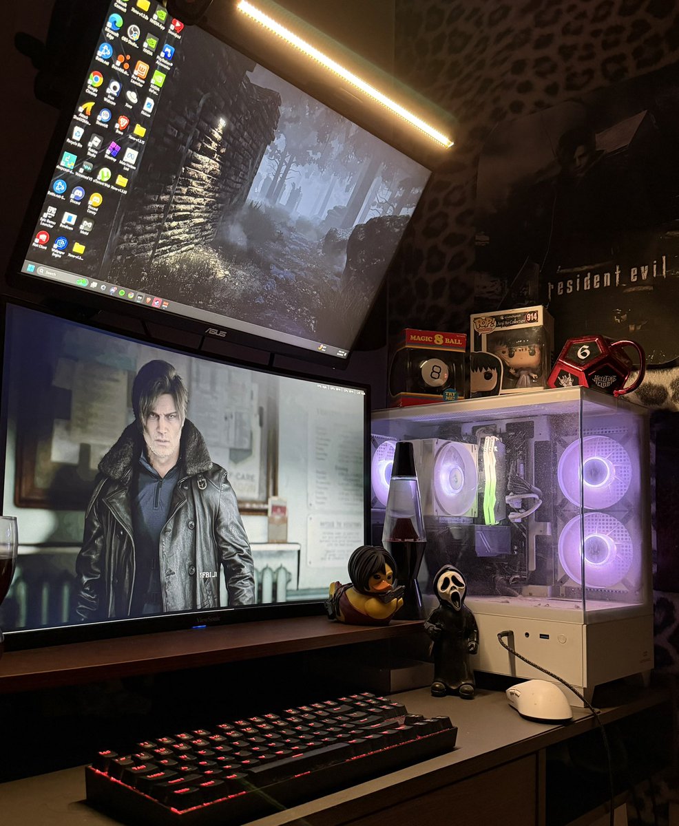 حكم العالم tweet media