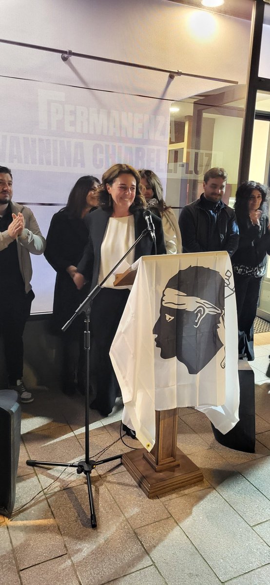 SAULIUlivieru's tweet image. Ritrattu in Portivechju.
Mumentu di campagna.
Incu @VanninaLuzi .
Par un @PaesuVivu !
#Corsica
#Portivechju