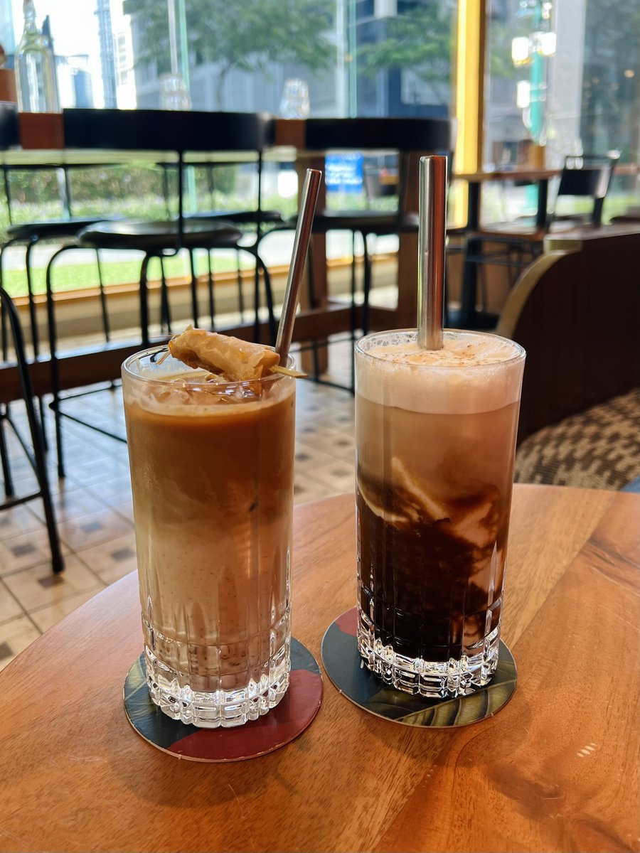 SantiMCZ's tweet photo. Coffee first, overthinking later. ☕️

📍Common Man Coffee Roasters, BGC https://t.co/tMoglVIwn6