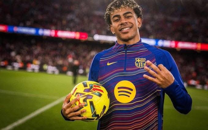 Mr Wills tweet media