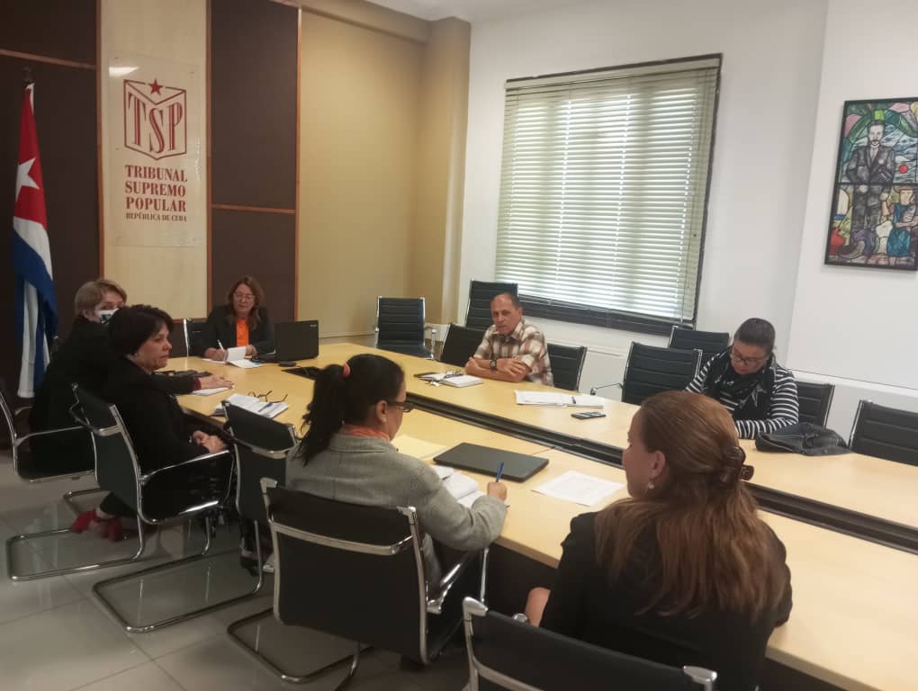 Iniciamos los trabajos del proyecto de investigación orientado a optimizar la gestión y análisis de la información judicial.El objetivo es diseñar una estrategia que permita fortalecer la eficiencia del servicio judicial en beneficio del pueblo
<a href="/Oscar_CubaTSP/">Oscar Silvera Martínez</a>
<a href="/SosaRavelo/">Maricela Sosa Ravelo</a>