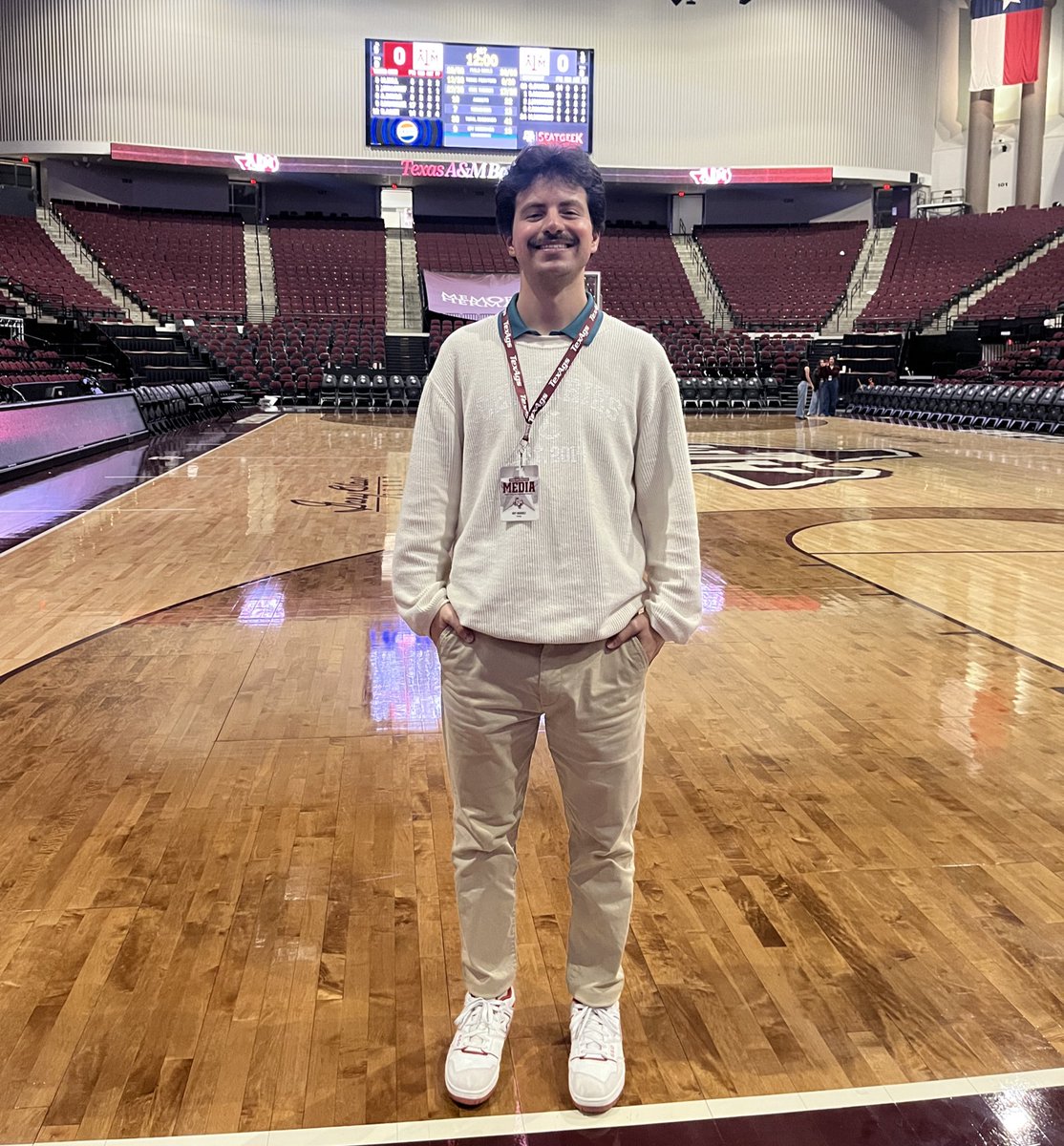 Luke Evangelist tweet media