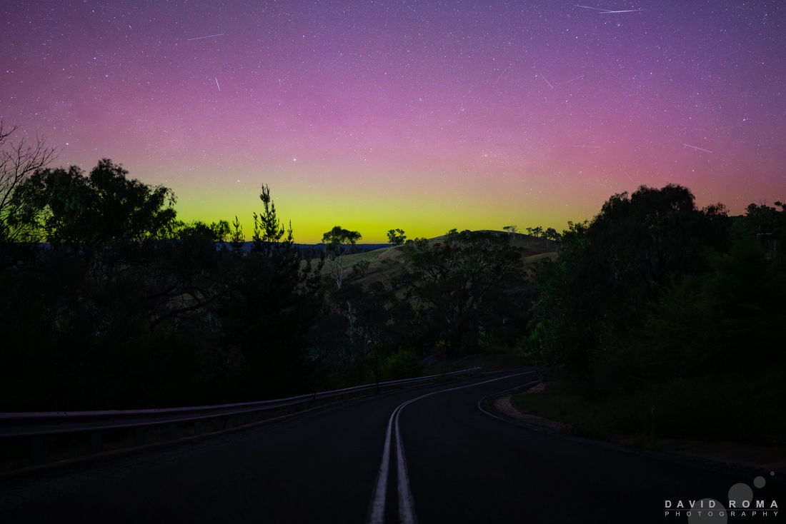 davidromaphoto's tweet photo. Aurora Australis over country road

I finally got back to look at some of my Aurora images. It's amazing the number of satellites that show up these photos.

#aurora #auroraAustralis #bathurst #CentralWestgate 

More here: https://t.co/mWLVyorBJH https://t.co/ARKwxbTEZF
