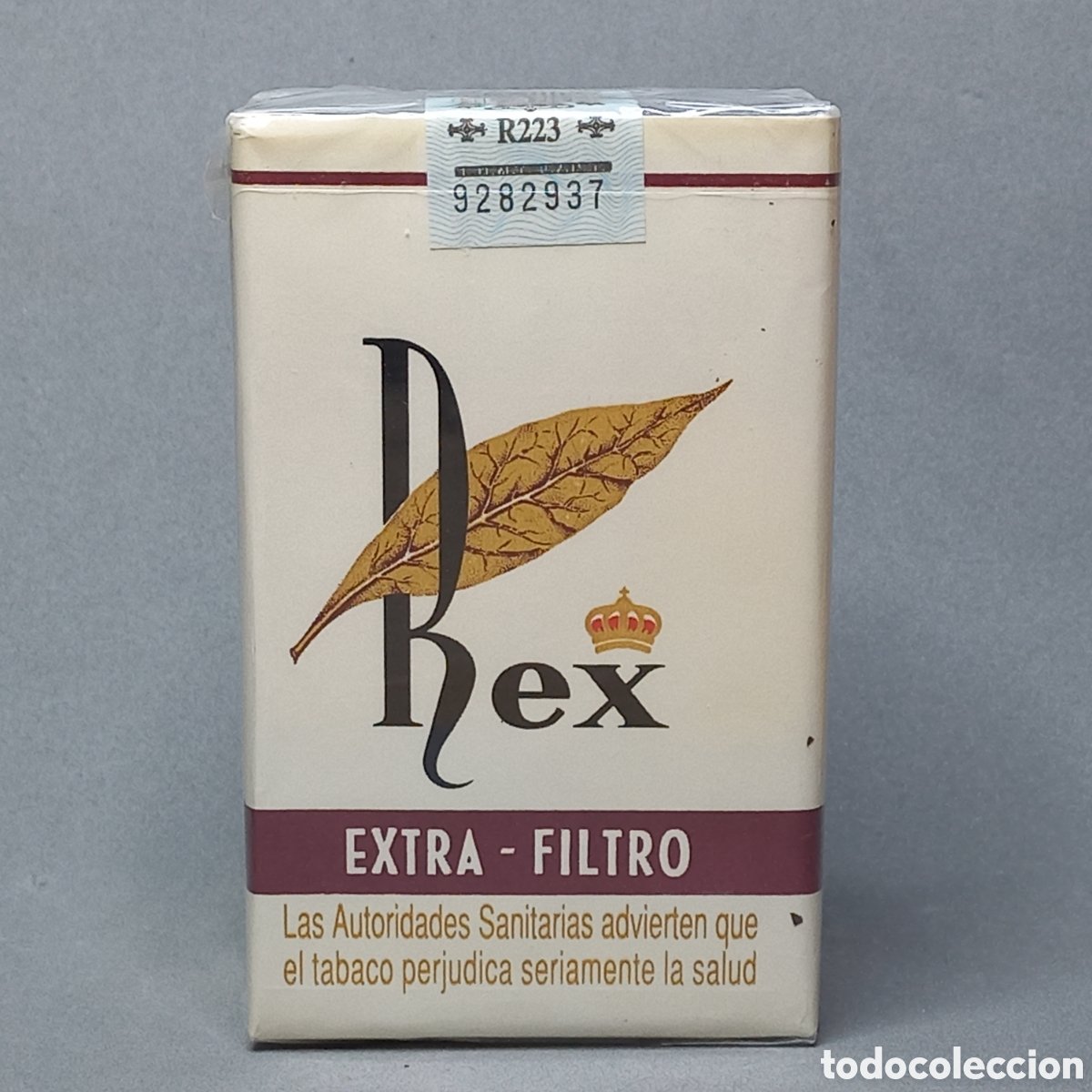 JaviCobete's tweet photo. @harryelsocio En mi casa se fumaba Rex. Aún recuerdo de bajar a comprárselo a mi padre a la bodega de don Pablo. En mi casa se vestía uno por los pies. https://t.co/4IUMKH3aQy