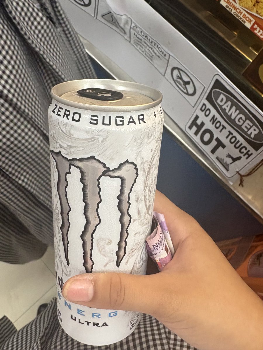 strwbrryloe's tweet photo. 7/11 restocked 🥵 https://t.co/TzKOv48RP1