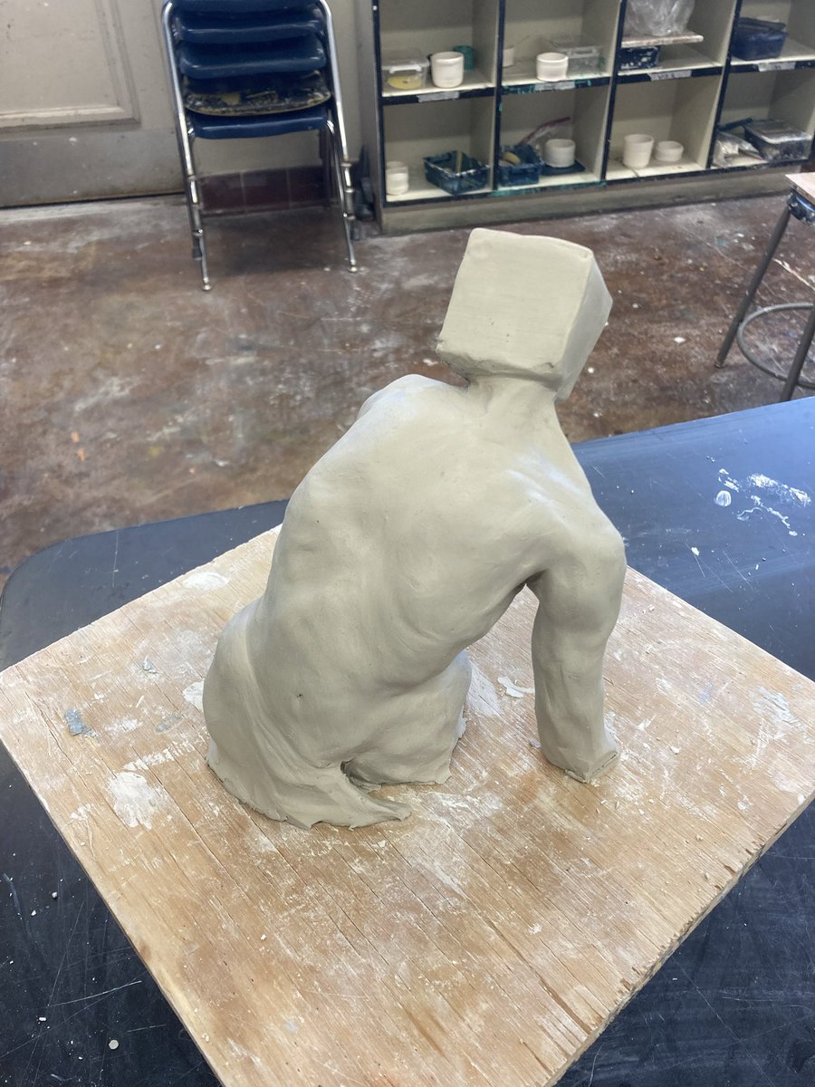 Mug_does_stuff's tweet photo. Sculpting again https://t.co/tyuTZD1dhd