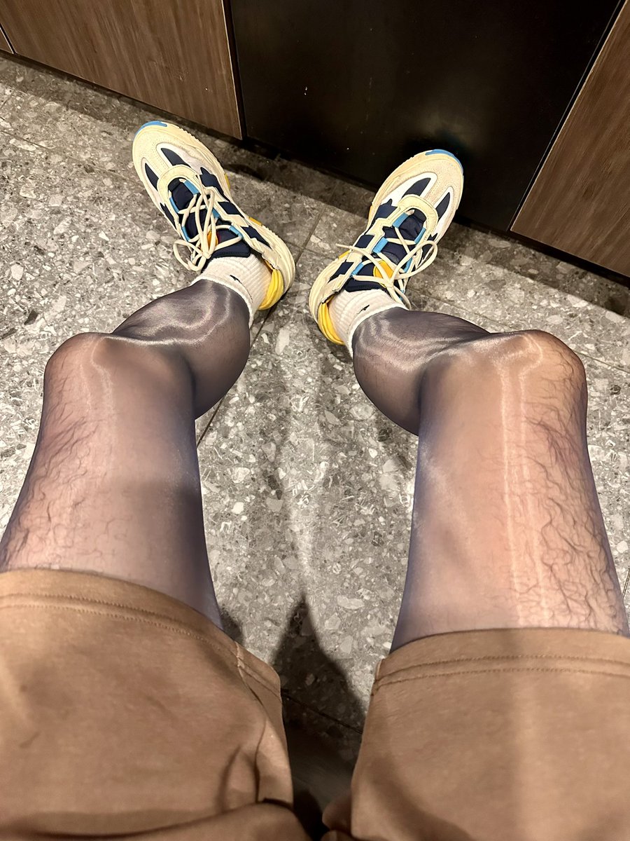 blacksocks tweet media