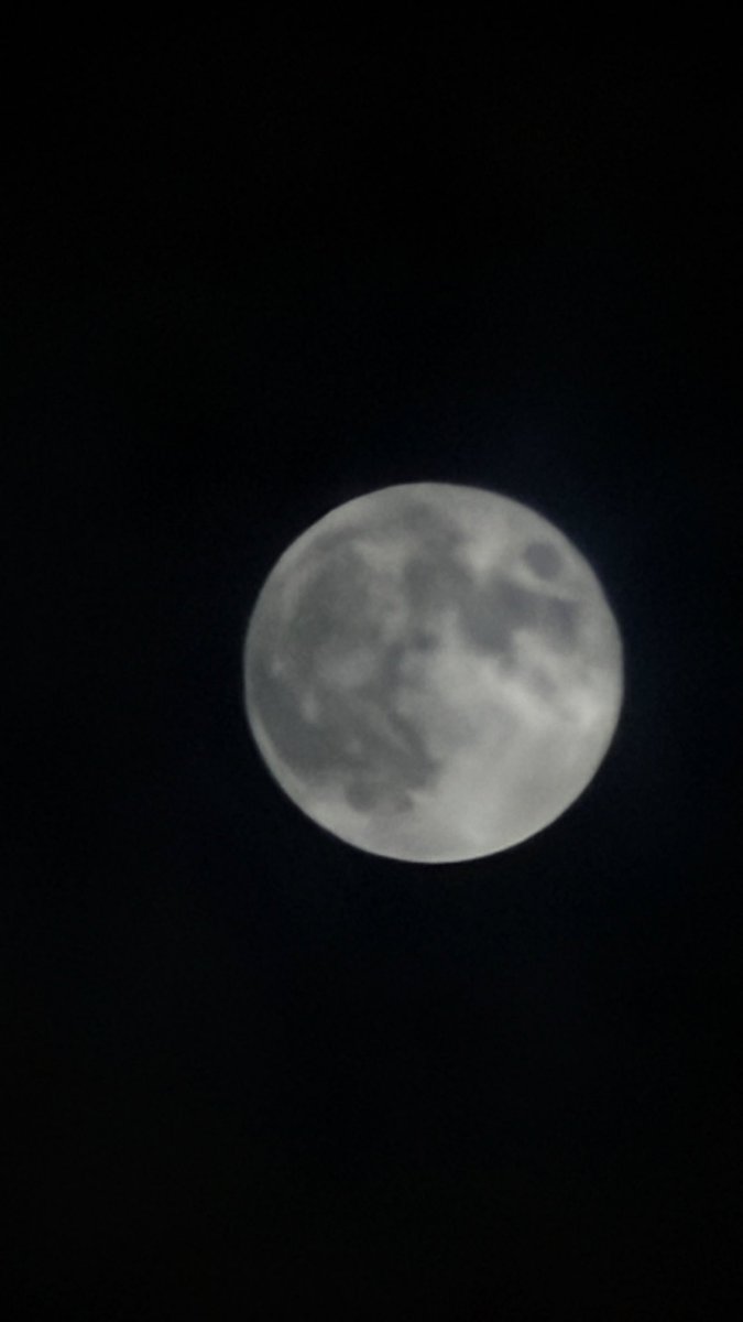 YBouchaali's tweet photo. 🌙🌚✨ https://t.co/dsCcYv1OwN