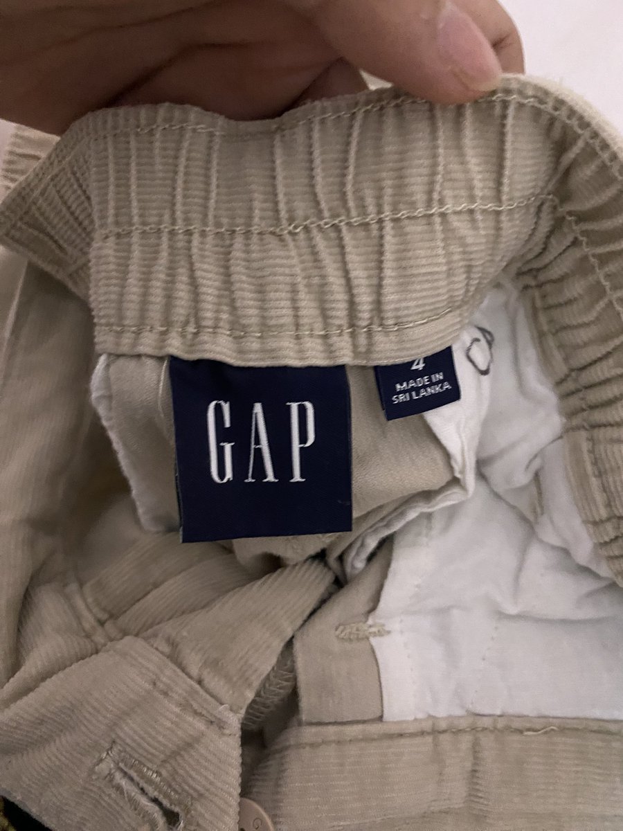 prelovedby_cc tweet media