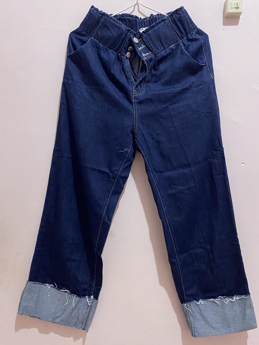 prelovedby_cc tweet media