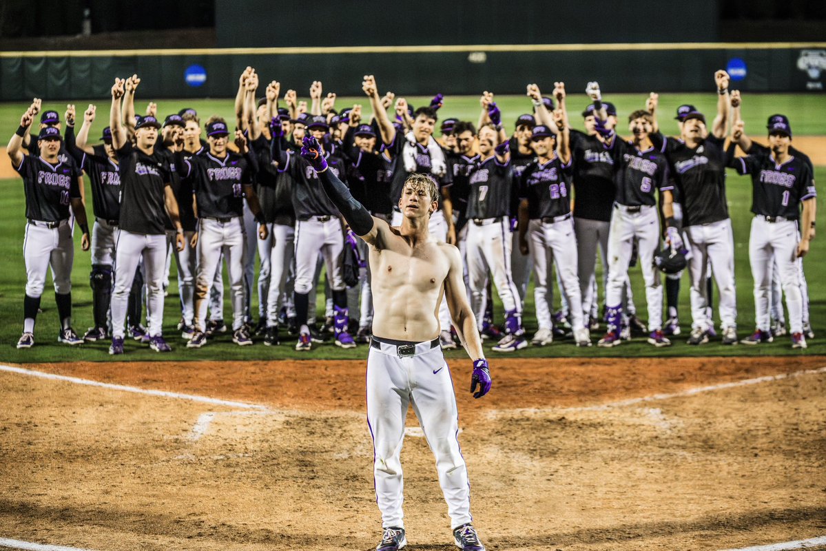 Lupton Magic from the freshman 🪄

#GoFrogs | #FrogballUSA
