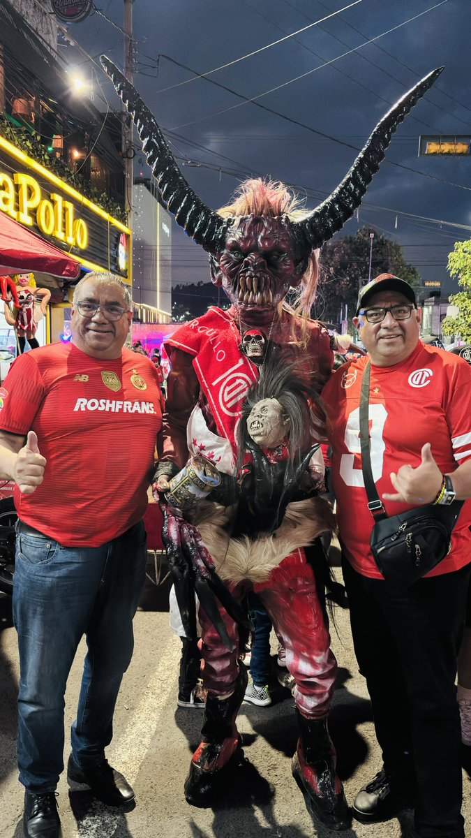 Vamos con todo <a href="/TolucaFC/">Toluca FC</a>  a ganarle a los <a href="/PumasMX/">PUMAS</a>  #ElMundialEsNuestro  <a href="/TUDNMEX/">TUDN MEX</a>