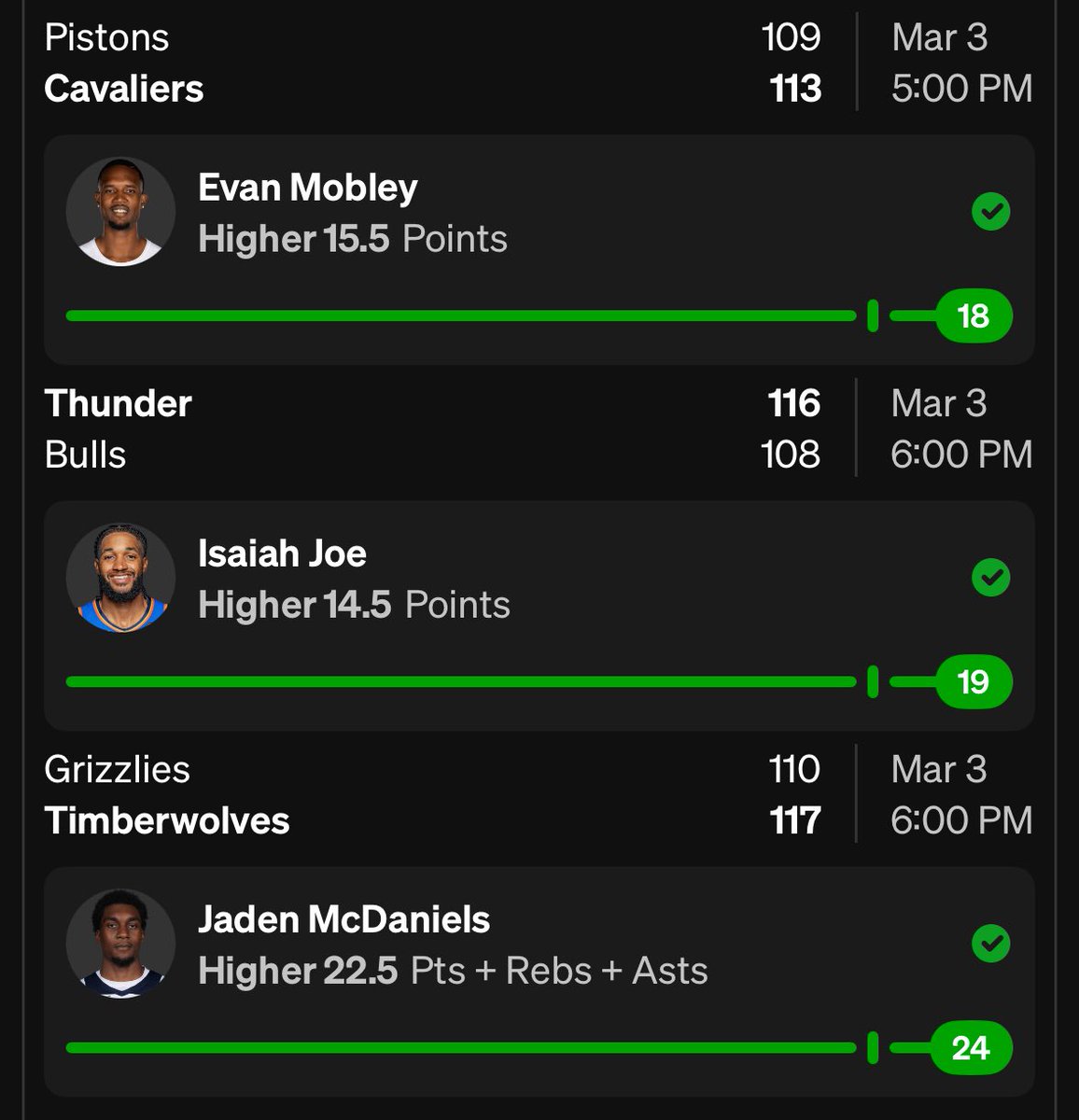 BANGGG CASH THE UD PLAY💣

3-0 SWEEEP🧹🧹🧹

✅Evan Mobley Over 15.5 Points
✅Isaiah Joe Over 14.5 Points
✅Jaden McDaniels Over 22.5 PRA

Giveaway Post Soon🎉

LIKE &amp; FOLLOW IF YOU TAILED!!!