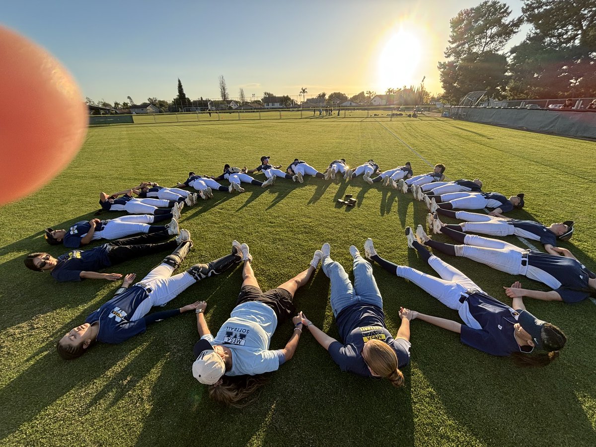 San Diego Mesa Softball tweet media