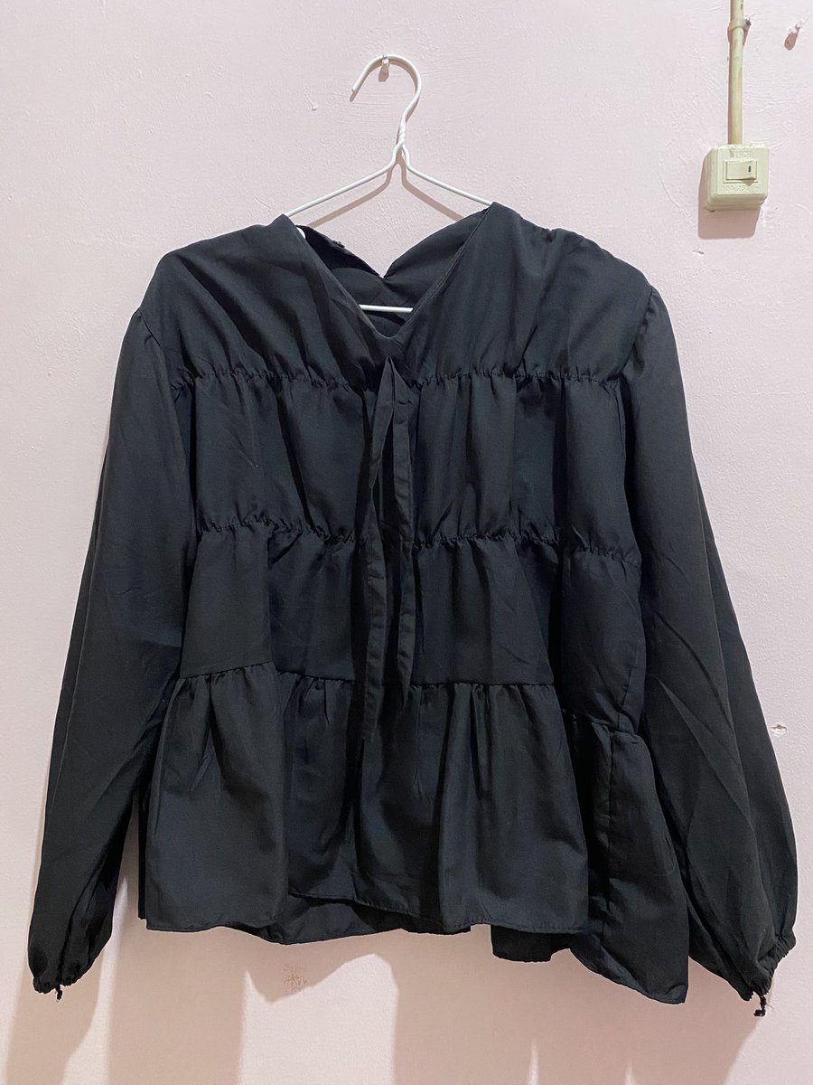 prelovedby_cc tweet media