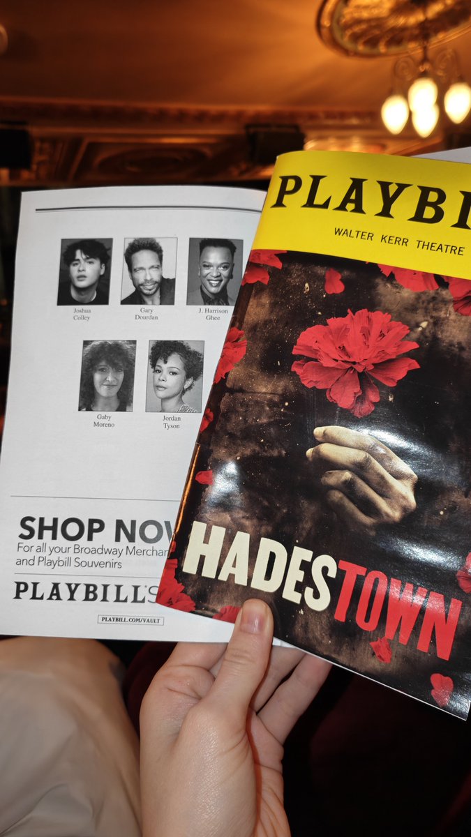 Javi_Urizar's tweet photo. Hoy, 3 de marzo de 2026, Gaby Moreno hizo su debut en Broadway con el personaje principal de Perséfone en la obra "Hadestown". 

Qué emocionante e inspirador ver a una artista guatemalteca tan talentosa lucirse en la cúspide del teatro 
🙏🙏👑👑

🇬🇹🇬🇹🇬🇹 https://t.co/182eNAxEJo