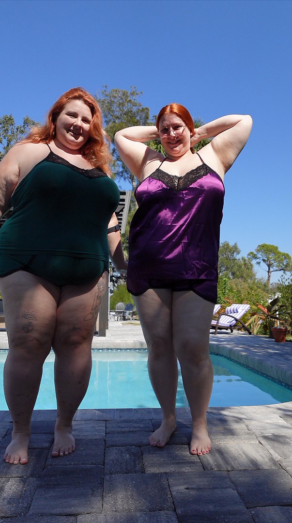 EmberSweets tweet media