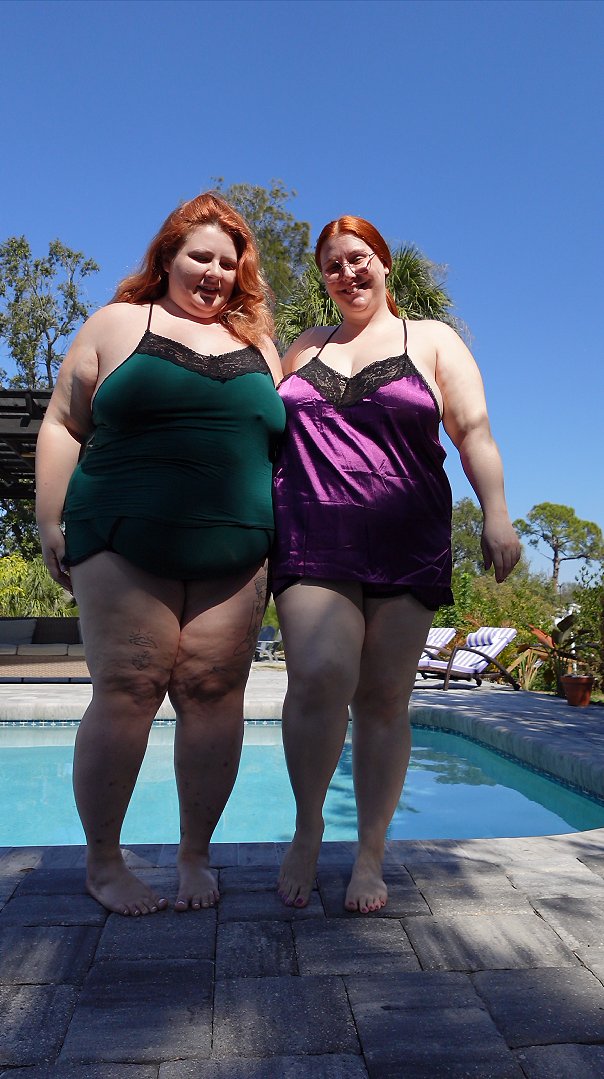 EmberSweets tweet media