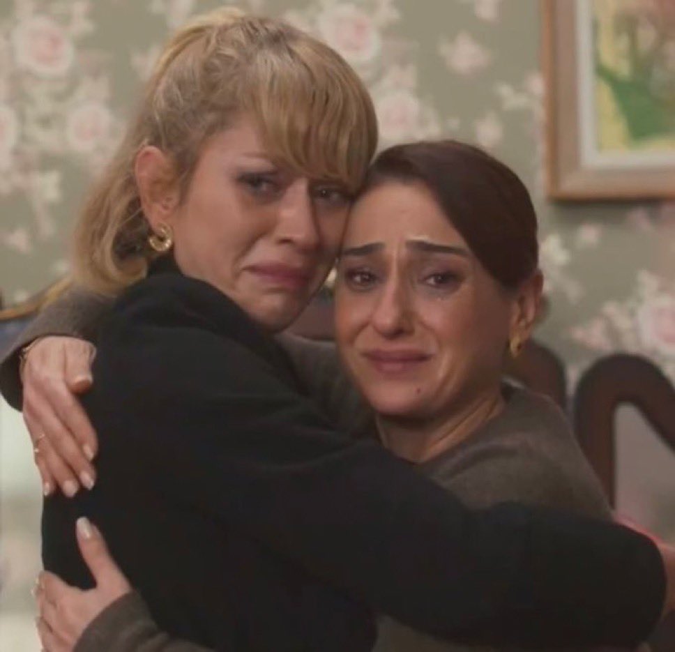 #DocTVN Elisa aléjate de ese chanta desvergonzado 🥹