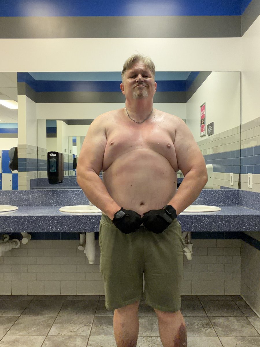 wickedspecialst's tweet photo. #ProgressPics from just working out to working out and eating with intention. Makes all the difference https://t.co/ztPjpDA8VL