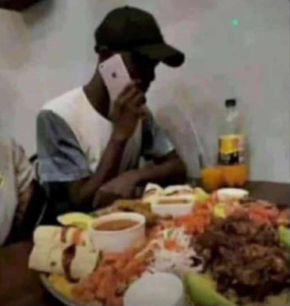 MuKoMaNa WeMaDeAls🇿🇼(stanaz) tweet media