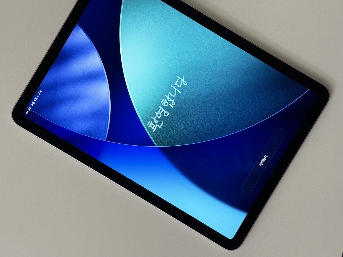 𝚋𝚎𝚎𝚗 tweet media