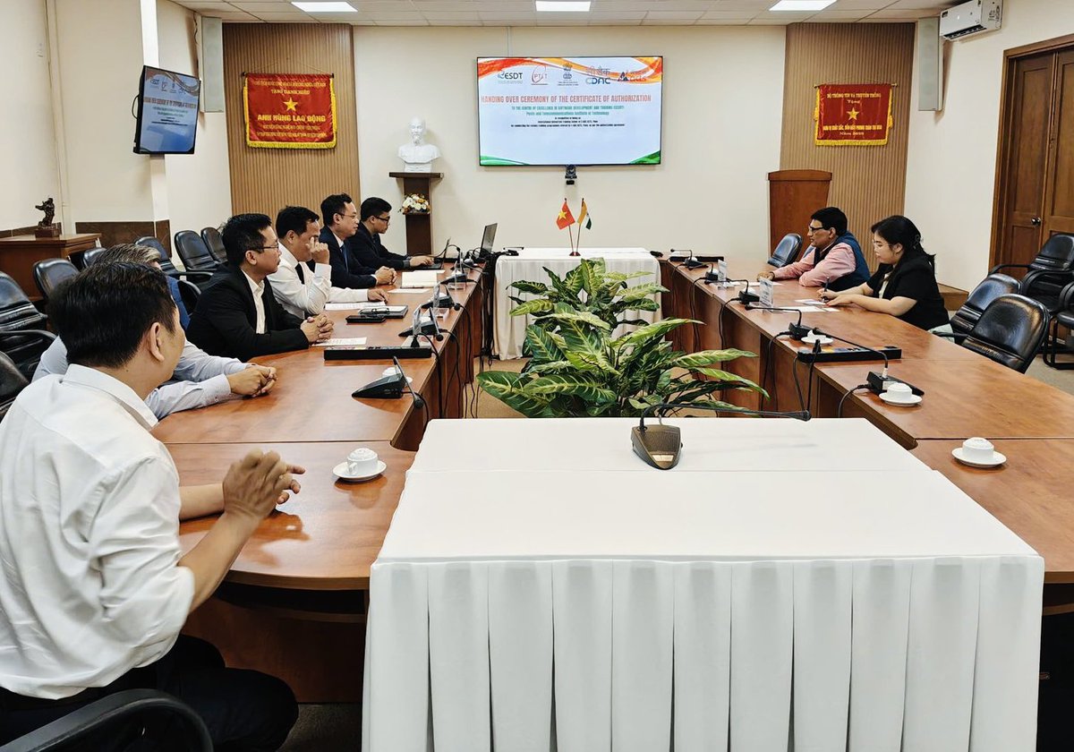 India in HCMC tweet media