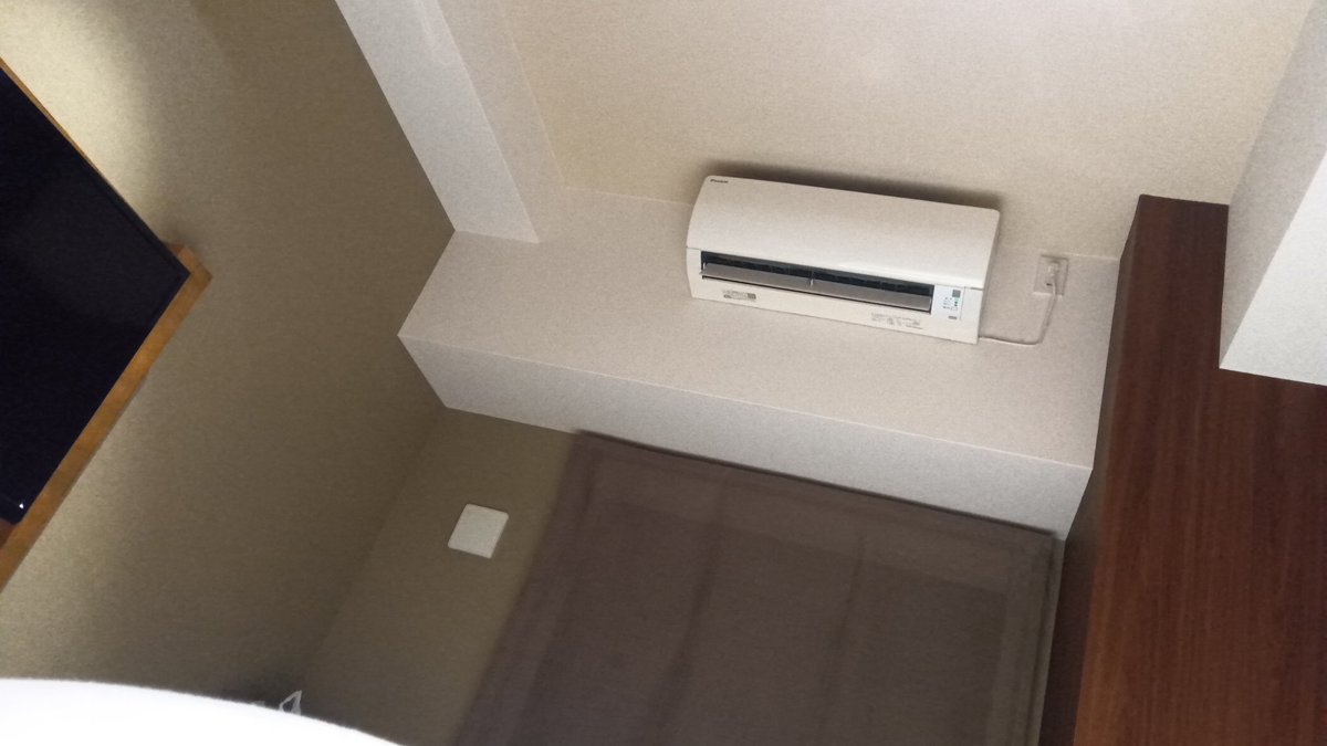朝から非常に体調が悪く、 胃がめちゃくちゃ痛いので 宿アウト後に別のホテルでデイユース。カードキーを2枚渡されそうになった。 そうか、そういう ...