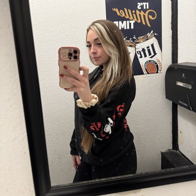 lexiiebby's tweet photo. #NewProfilePic https://t.co/mSNocX8iuf