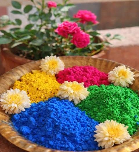 ManuGulati11's tweet photo. Wish you all a very #HappyHoli.
Lots of love, cheer and happiness.💕 https://t.co/4kqX2hynXy