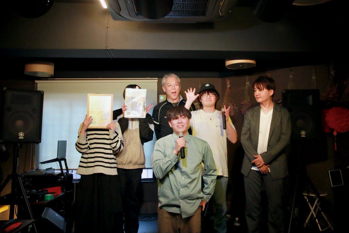 NaturalStyle70's tweet photo. 清掃活動「CLEAN&amp;MUSIC MEETING」とインストアライブ「CLEAN&amp;MUSIC MEETING@五福楼」行いました。温かくなって人も沢山地上に出てくるようになったけど、ゴミもその分増えるね。他の清掃活動している人も増えてきました。 #名古屋市 #清掃活動 #CleanMusicMeeting #CMM #umigomi
次回は4/5の清掃です！ https://t.co/mfoXyfmiDE