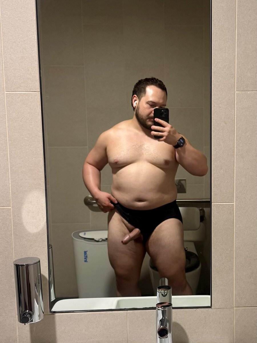 a 🐻 emoji tweet media