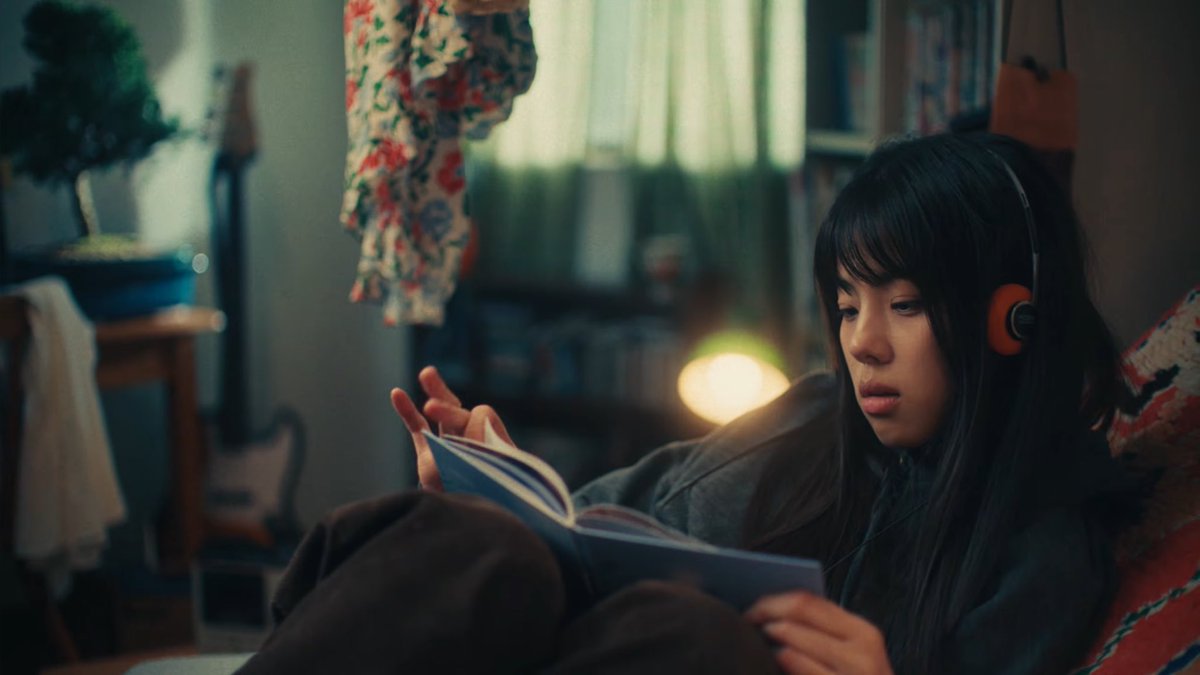 YOUNHA share light hearted “Seasonal Crime” MV

🔗 youtu.be/ASTsT6wXJmI

#Younha #YOUNHA #Hyeseong_WontGiveUp🌠 #Younha_Holics💓 #SUB_CHARACTER #SeasonalCrime #SeasonalCrime #KPOP