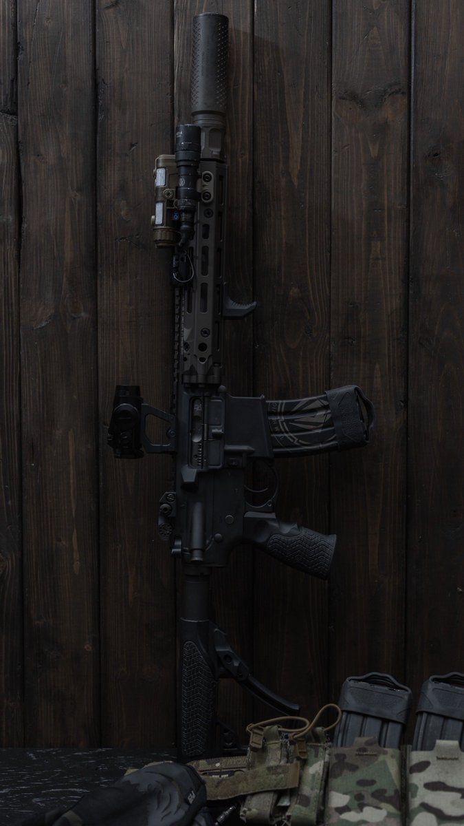 MATERIAL CUSTOM tweet media